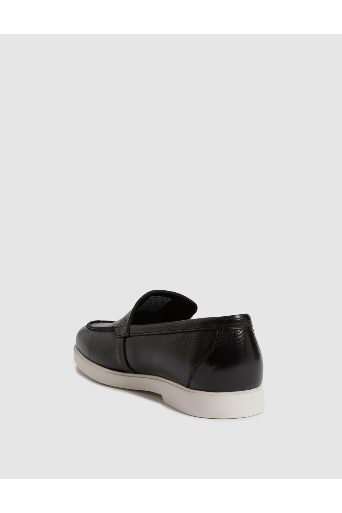 کفش لوفر مردانه Pierre Cardin مشکی چرمی زیره EVA مدل 50327089-VR046 کفش لوفر مردانه Pierre Cardin مشکی چرمی زیره EVA مدل 50327089-VR046