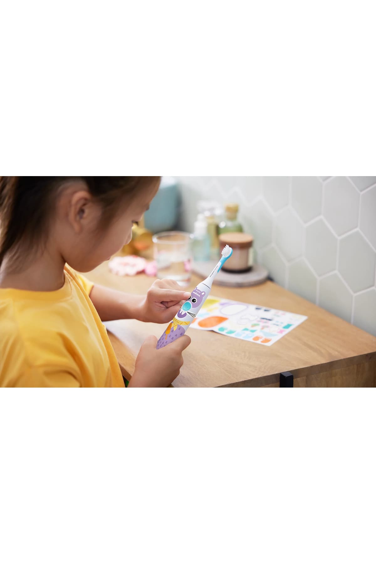 مسواک برقی کودک Philips Sonicare For Kids با تایمر 2 دقیقهای شارژی مسواک برقی کودک Philips Sonicare For Kids با تایمر 2 دقیقهای شارژی