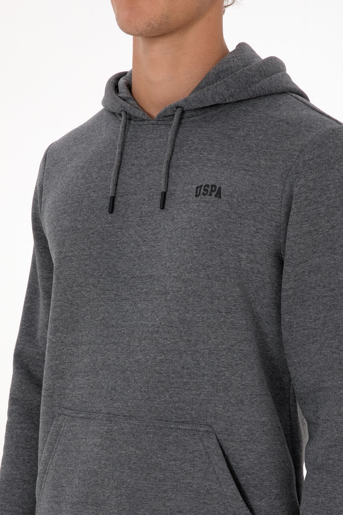 هودی مردانه U.S. Polo Assn. فیت معمولی شاردون آنتراسیت ملانژ مدل 50315582-VR081 هودی مردانه U.S. Polo Assn. فیت معمولی شاردون آنتراسیت ملانژ مدل 50315582-VR081