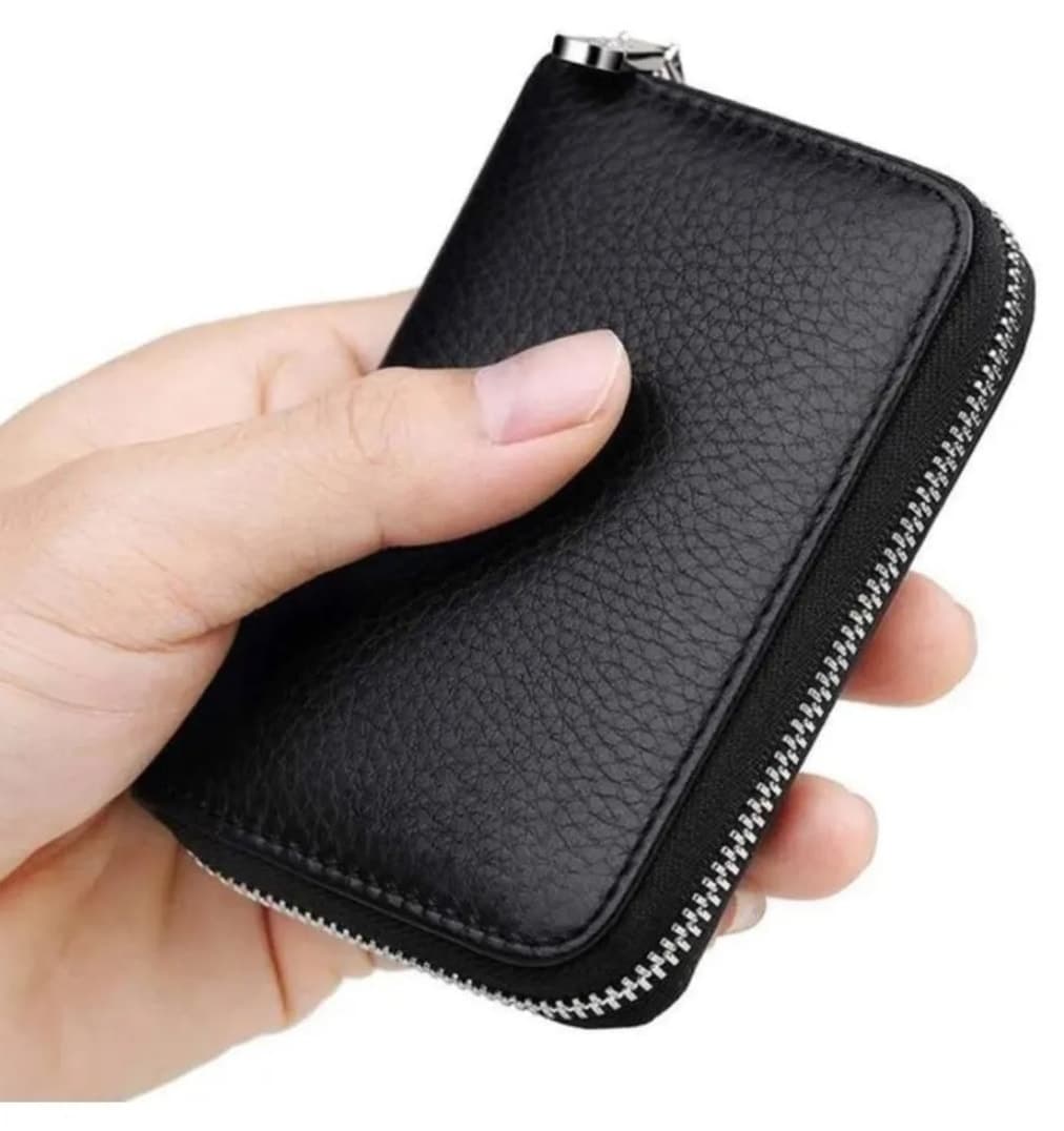 کیف پول و کارتخور مردانه SEPTWOLVES چرم طبیعی با زیپ فلزی مشکی کیف پول و کارتخور مردانه SEPTWOLVES چرم طبیعی با زیپ فلزی مشکی