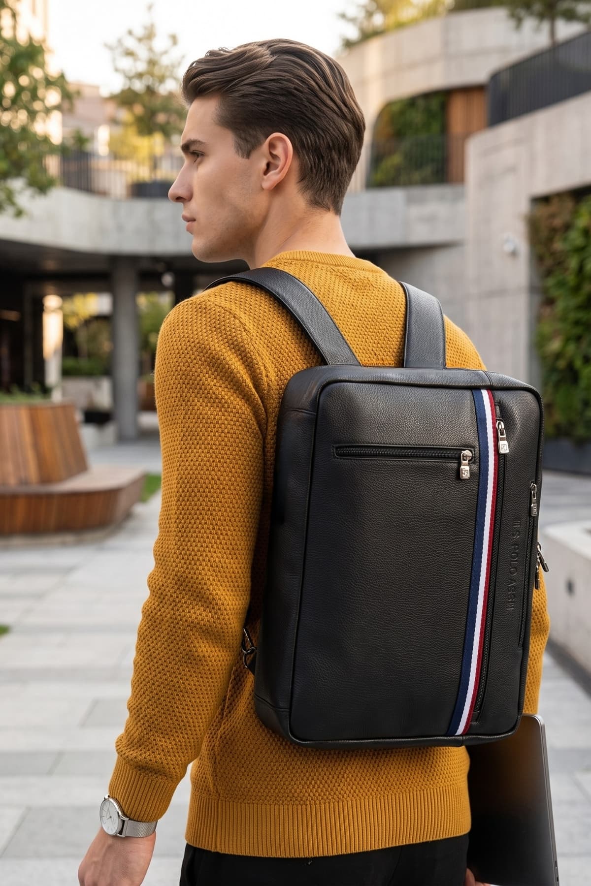 کیف اداری زنانه U.S. Polo Assn. مشکی لپتاپ مدل 21592-21591 کیف اداری زنانه U.S. Polo Assn. مشکی لپتاپ مدل 21592-21591