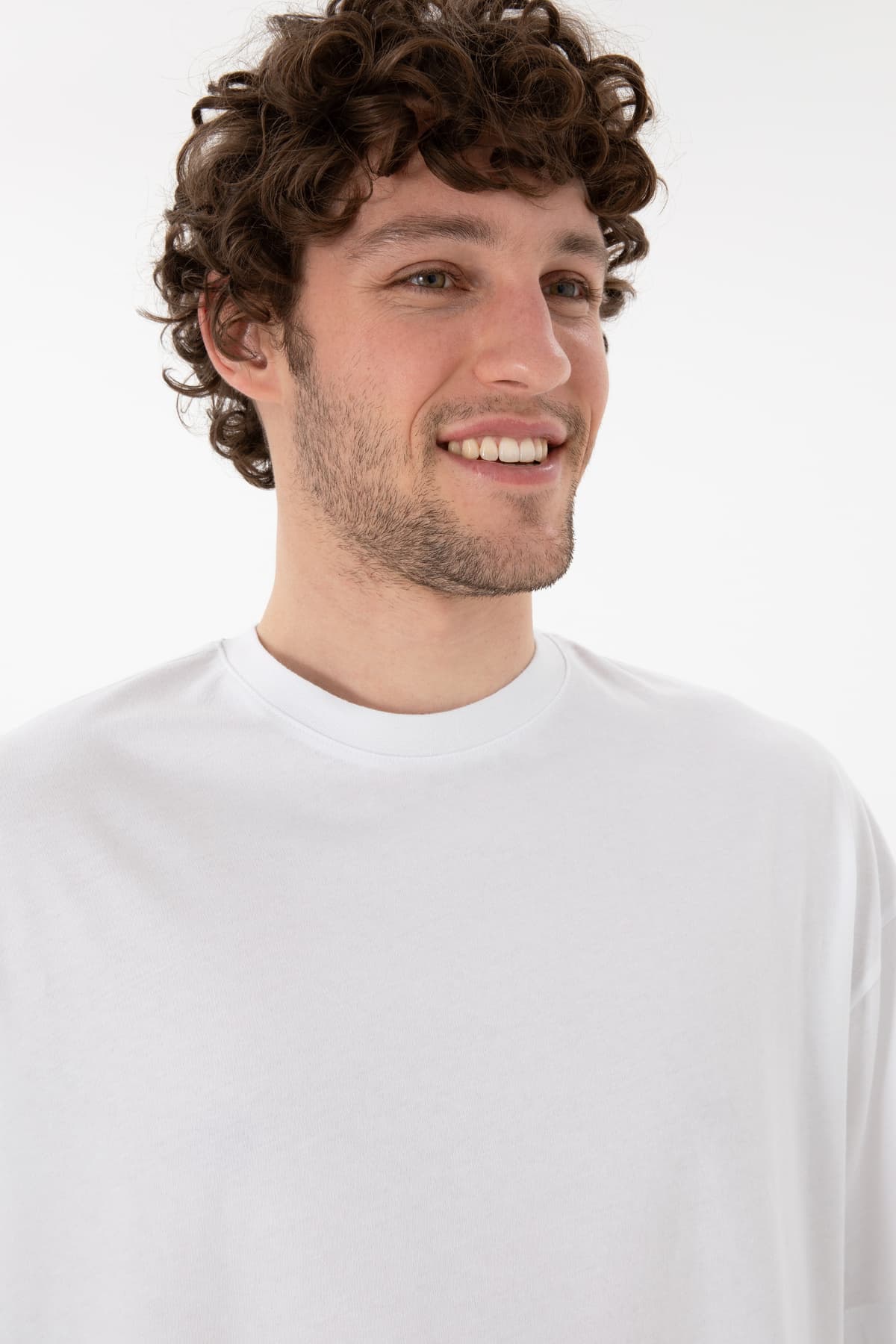 تیشرت مردانه U.S. Polo Assn. فیت بلند یقه گرد سفید ساده مدل 50305988-VR013 تیشرت مردانه U.S. Polo Assn. فیت بلند یقه گرد سفید ساده مدل 50305988-VR013