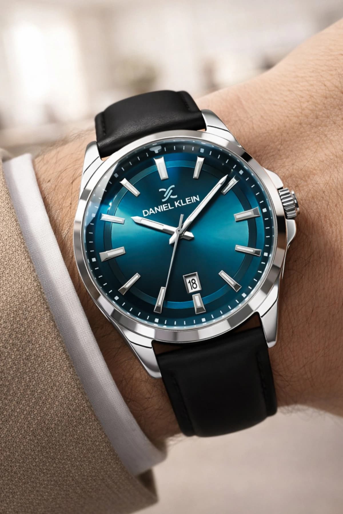ساعت مچی مردانه Daniel Klein بند چرمی کیس فولادی تقویمدار مشکی مدل zmdk1211 ساعت مچی مردانه Daniel Klein بند چرمی کیس فولادی تقویمدار مشکی مدل zmdk1211