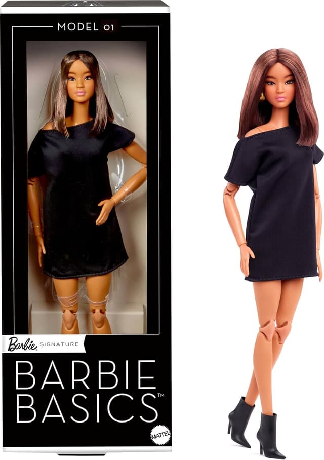 عروسک مد Barbie Basics با موهای کوتاه قهوهای، لباس مشکی و بوت نوکتیز مدل 01 JBH72 عروسک مد Barbie Basics با موهای کوتاه قهوهای، لباس مشکی و بوت نوکتیز مدل 01 JBH72