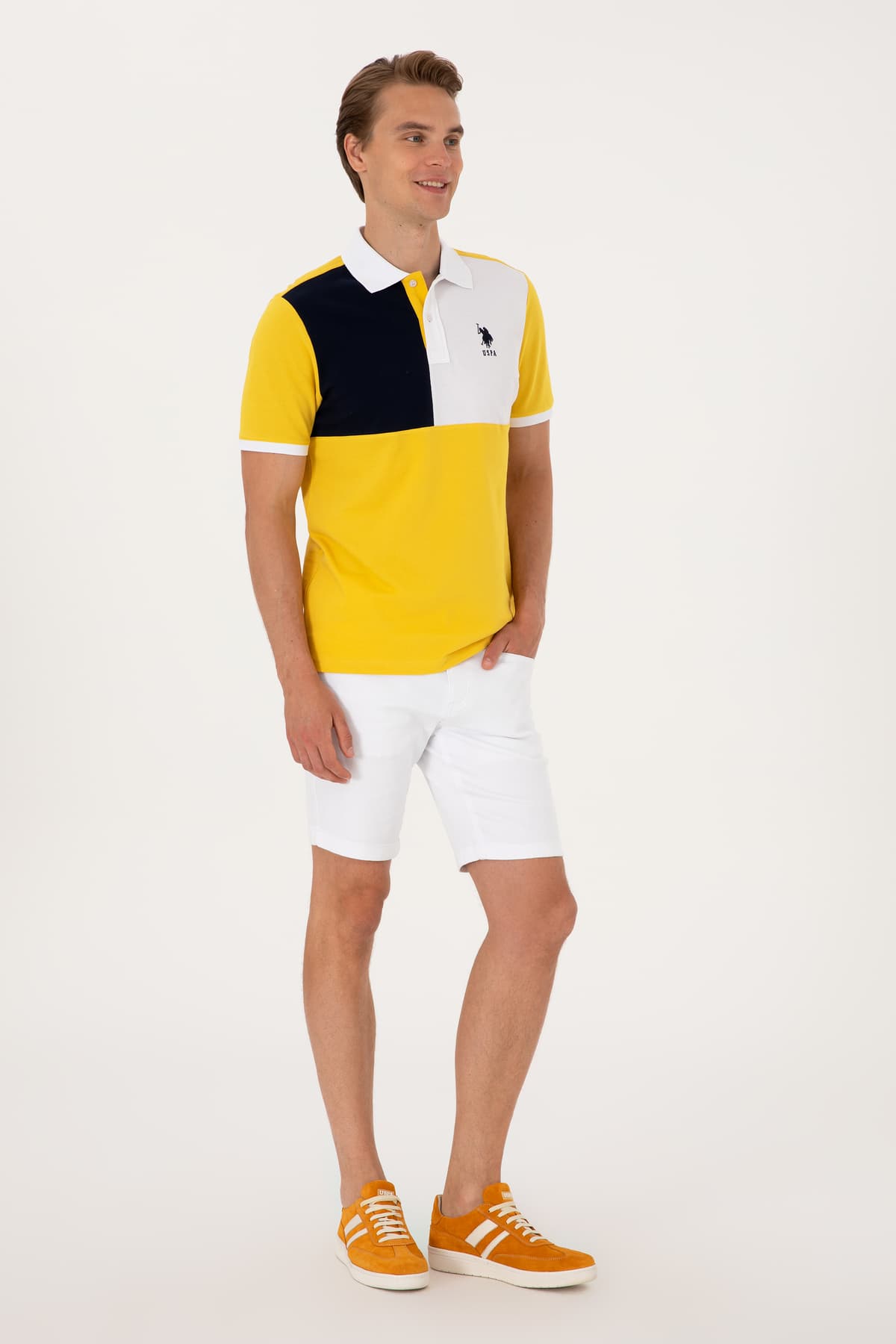 تیشرت مردانه U.S. Polo Assn. فیت معمولی یقه Polo زرد تیره مدل 50299782-VR094 تیشرت مردانه U.S. Polo Assn. فیت معمولی یقه Polo زرد تیره مدل 50299782-VR094