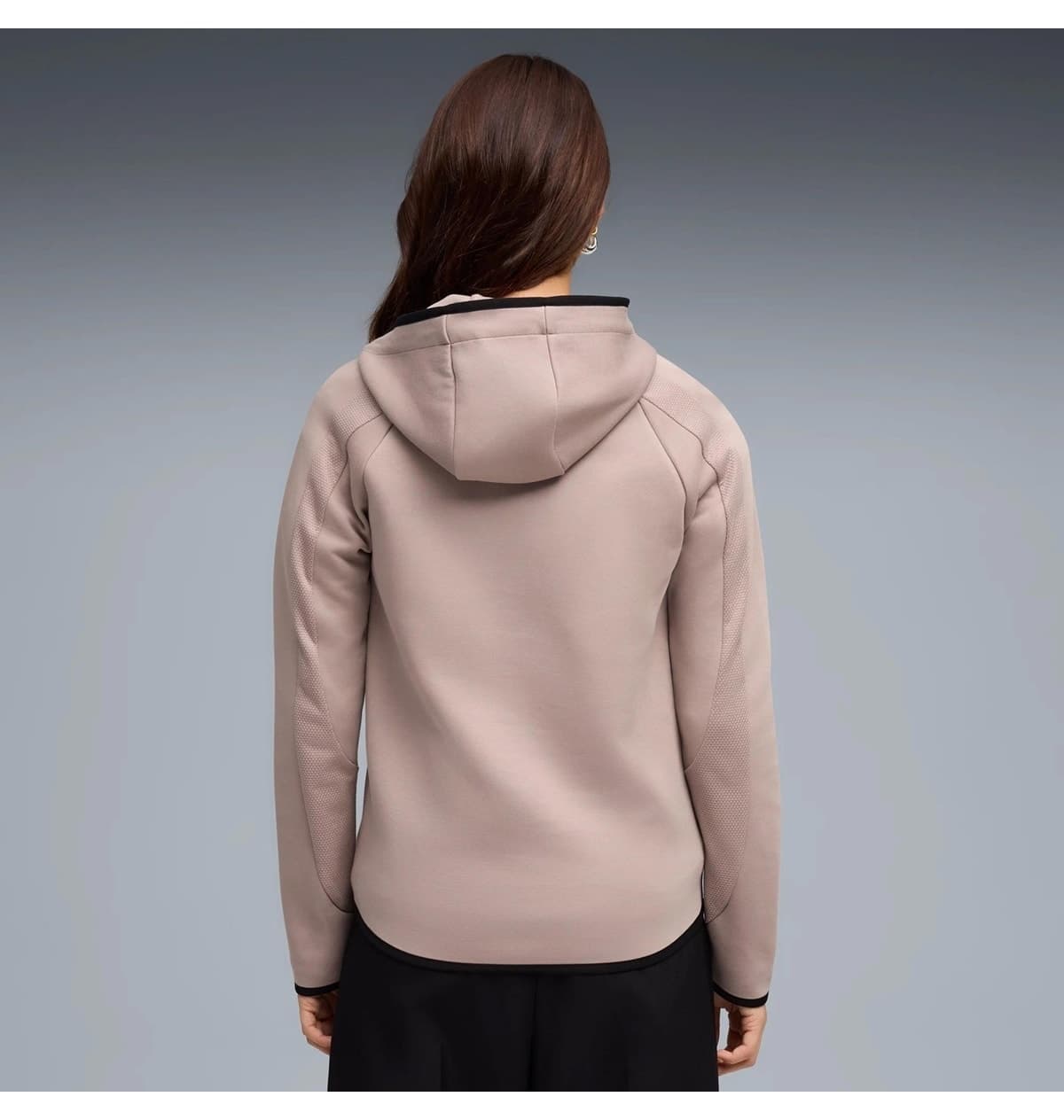 هودی زنانه Puma زیپدار Evostrıpe صورتی پودری مدل 691898 هودی زنانه Puma زیپدار Evostrıpe صورتی پودری مدل 691898