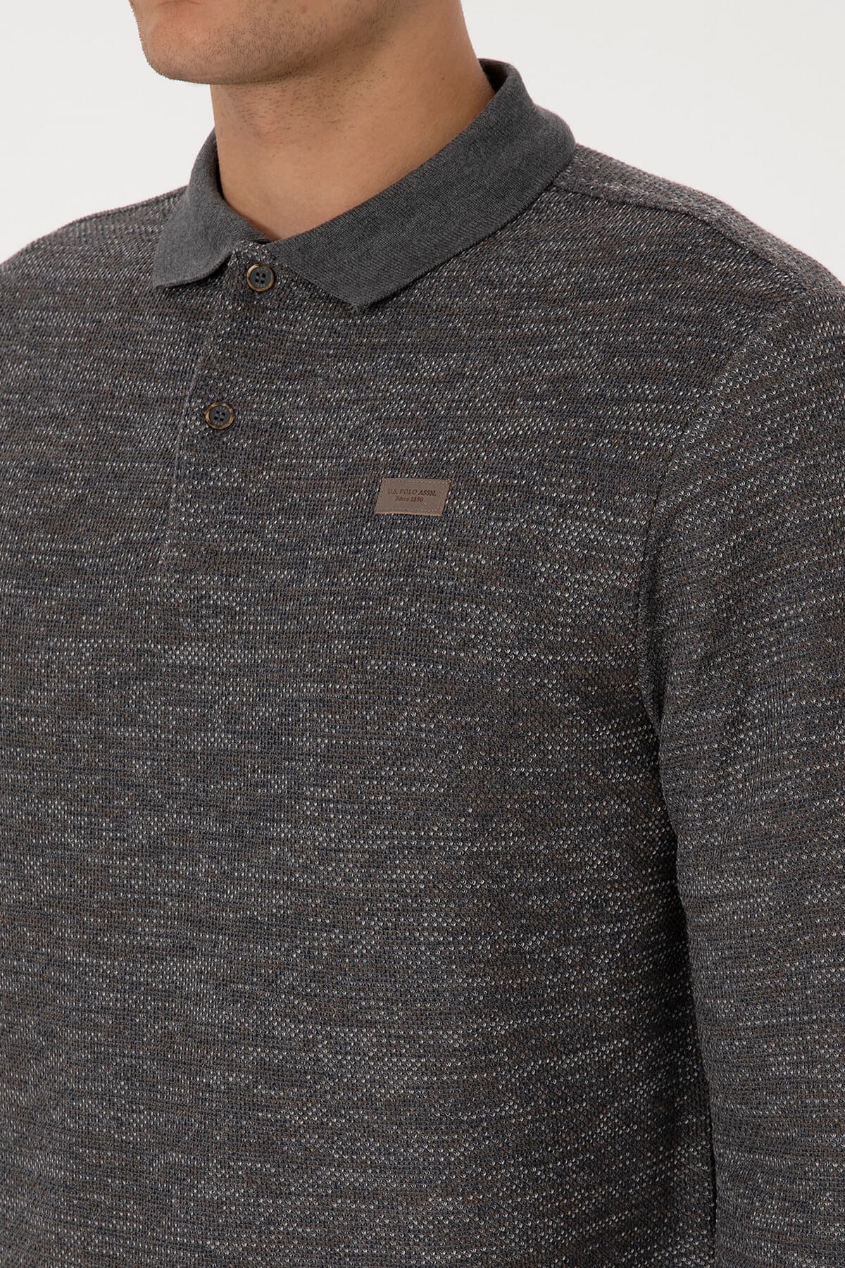سوئیشرت مردانه U.S. Polo Assn. یقه پولو فیت معمولی خاکستری ملانژ مدل 50307730-VR086 سوئیشرت مردانه U.S. Polo Assn. یقه پولو فیت معمولی خاکستری ملانژ مدل 50307730-VR086