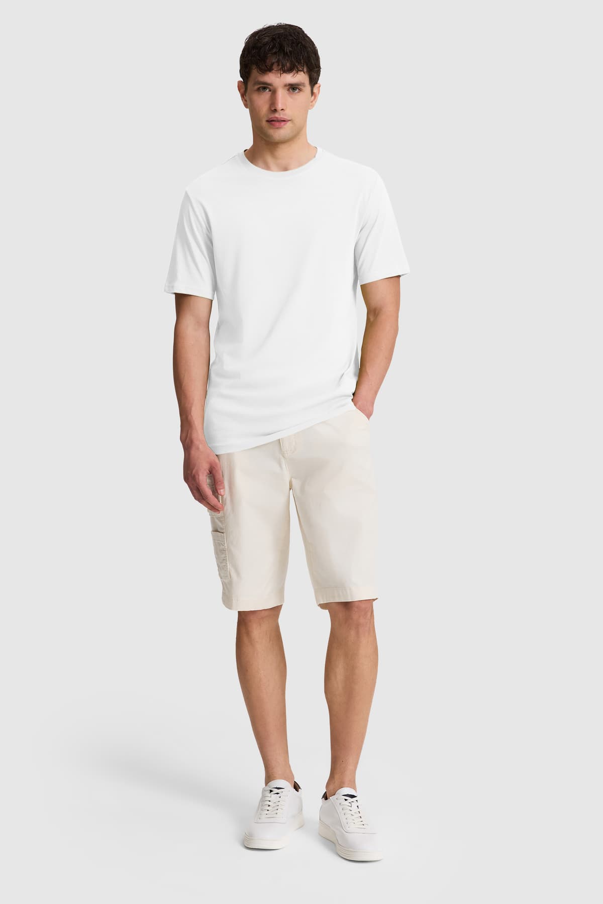 تیشرت مردانه سفید ساده U.S. Polo Assn. مدل 50327022-VR013 تیشرت مردانه سفید ساده U.S. Polo Assn. مدل 50327022-VR013