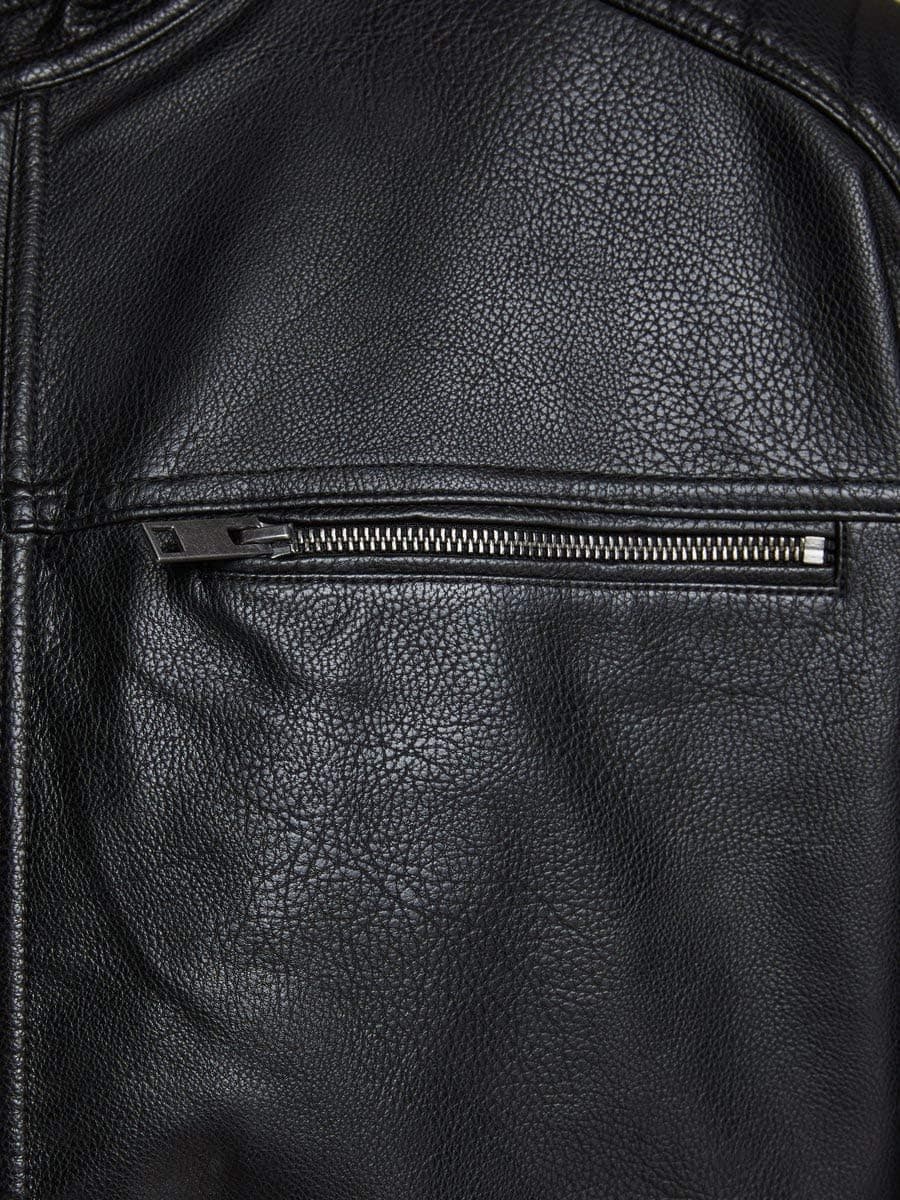 ژاکت مردانه JACK & JONES مدل Jcorocky بسته ۱ عددی ژاکت مردانه JACK & JONES مدل Jcorocky بسته ۱ عددی