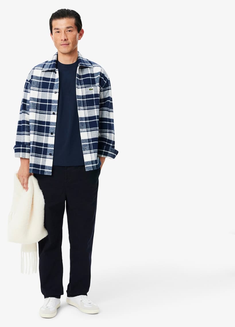 تیشرت مردانه Lacoste فیت کلاسیک یقه گرد لاجوردی تیشرت مردانه Lacoste فیت کلاسیک یقه گرد لاجوردی