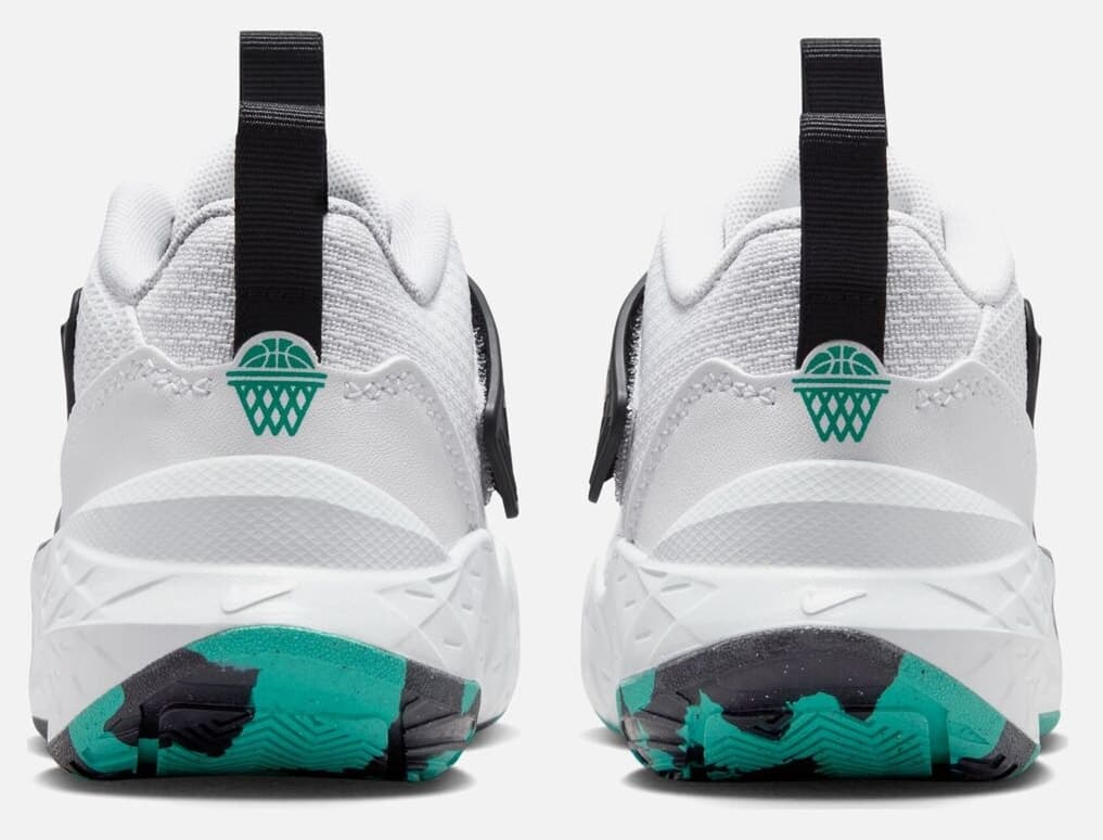 کفش ورزشی بچگانه Nike مدل Team Hustle D 12 (PS) HF6280 کفش ورزشی بچگانه Nike مدل Team Hustle D 12 (PS) HF6280