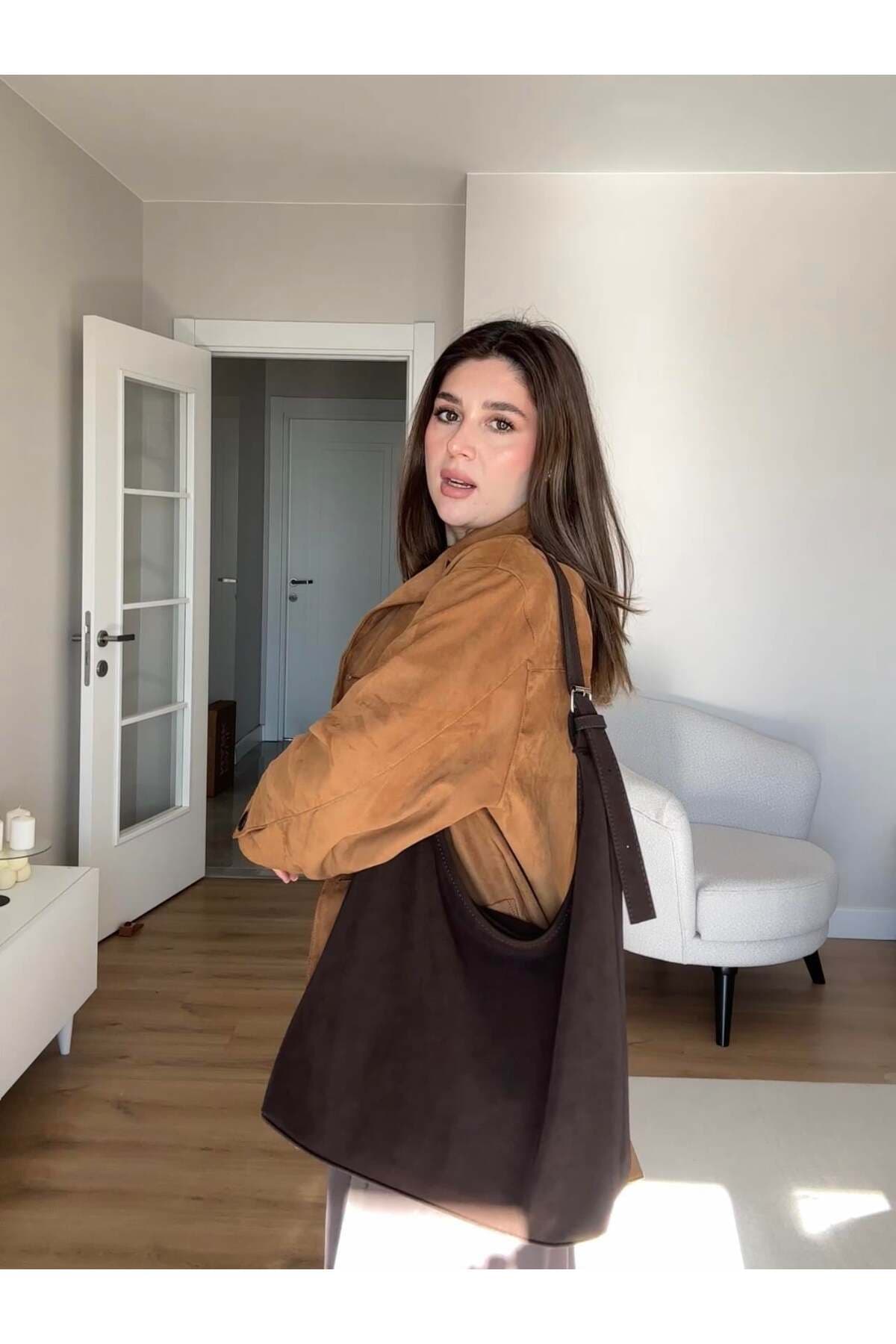 کیف دستی و دوشی زنانه Mia Collection سوئدی قهوهای تیره مدل Ema کیف دستی و دوشی زنانه Mia Collection سوئدی قهوهای تیره مدل Ema