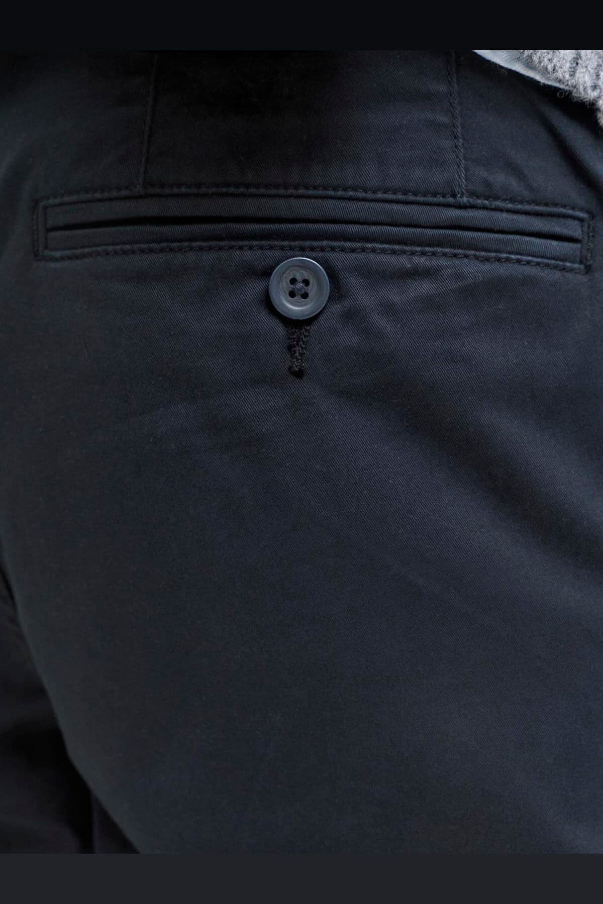 شلوار چینو مردانه Jack & Jones بزرگسایز رگولار فیت کمر متوسط مدل Ollie شلوار چینو مردانه Jack & Jones بزرگسایز رگولار فیت کمر متوسط مدل Ollie