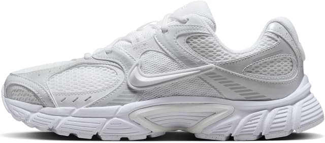 کفش ورزشی زنانه Nike V5 Runner کفش ورزشی زنانه Nike V5 Runner