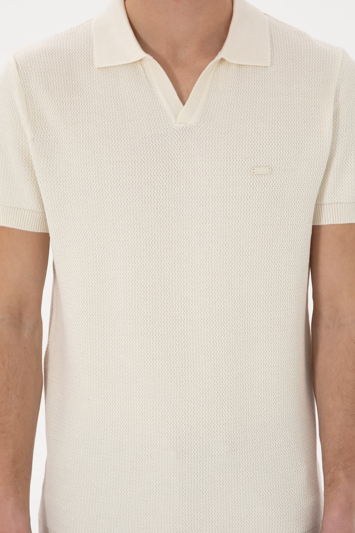 تیشرت مردانه U.S. Polo Assn. اسلیم فیت یقه پولو کرم مدل 50299409-VR071 تیشرت مردانه U.S. Polo Assn. اسلیم فیت یقه پولو کرم مدل 50299409-VR071