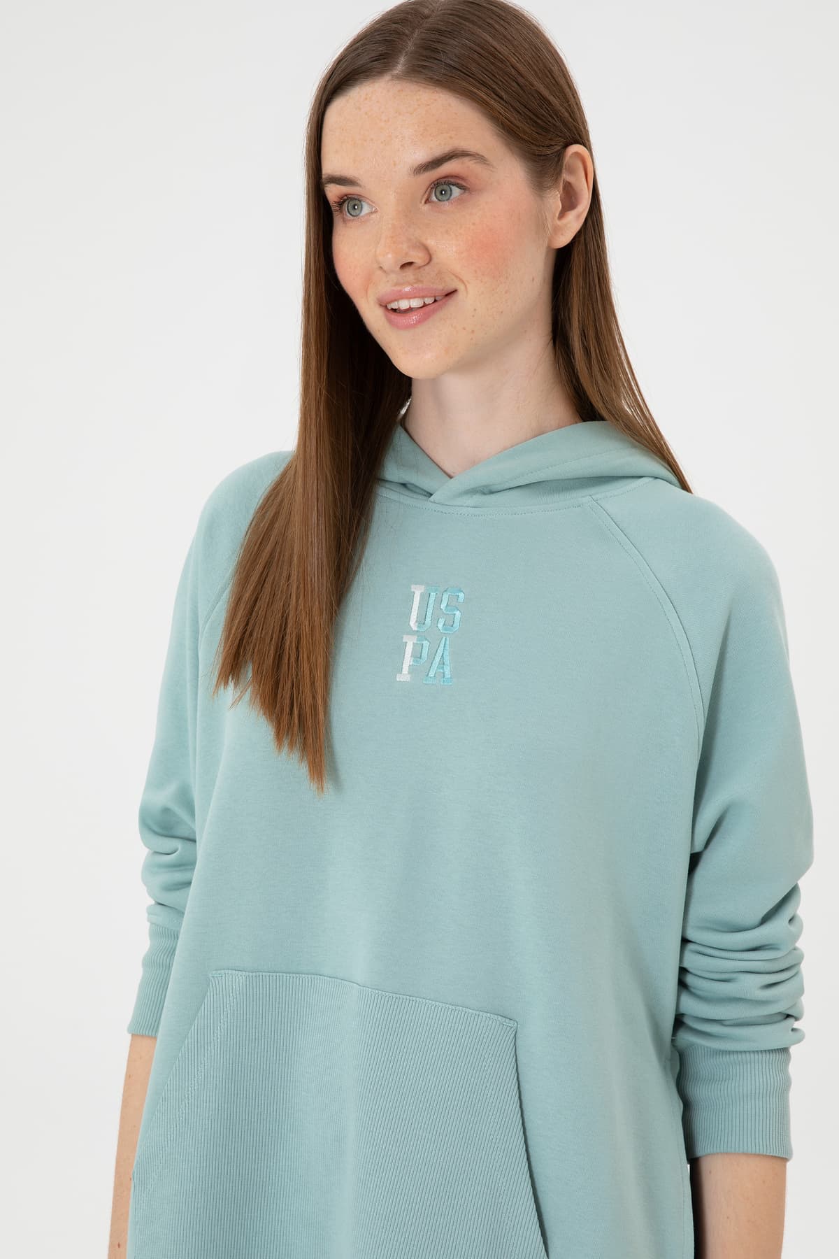 سوئیشرت هودیدار زنانه U.S. Polo Assn. نعنایی با چاک مدل 50313611-VR090 سوئیشرت هودیدار زنانه U.S. Polo Assn. نعنایی با چاک مدل 50313611-VR090