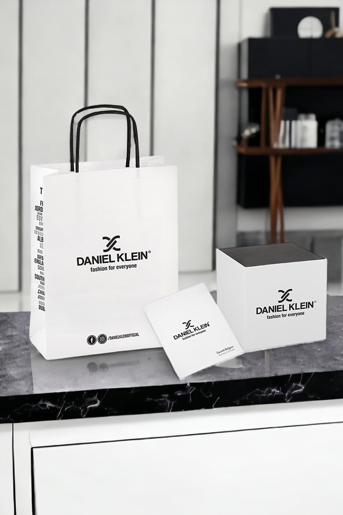 ساعت مچی مردانه Daniel Klein نقرهای بند فولادی مدل Dke2049c2 ساعت مچی مردانه Daniel Klein نقرهای بند فولادی مدل Dke2049c2