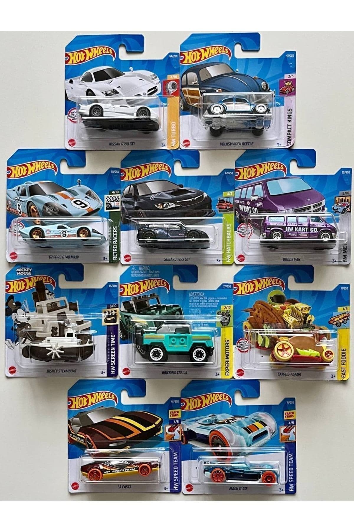 ست شروع ماشین اسباب بازی Hot Wheels ۱۰ تایی با مدلهای متفاوت ست شروع ماشین اسباب بازی Hot Wheels ۱۰ تایی با مدلهای متفاوت