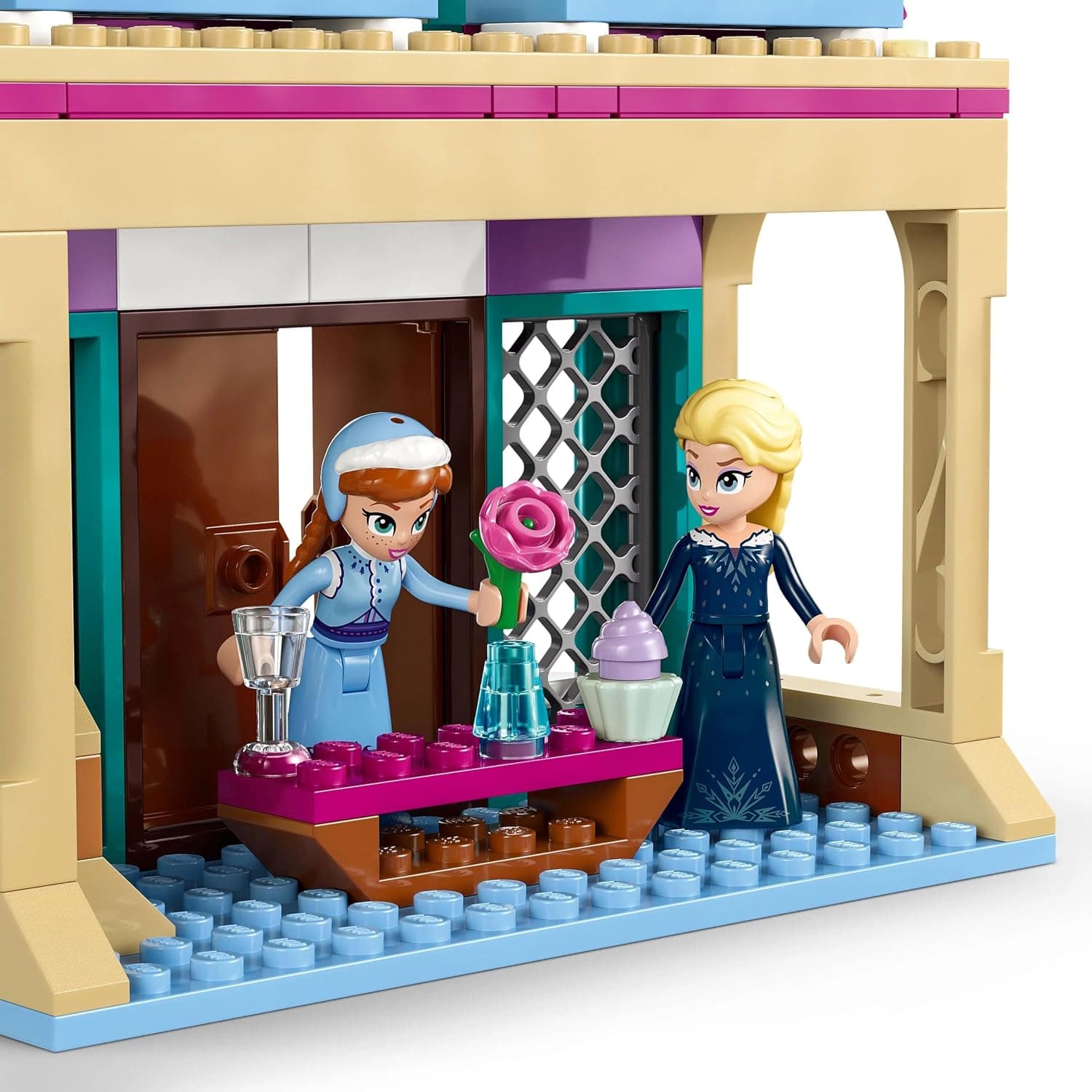لگو Disney Princess قلعه Arendelle Frozen مدل 43265 لگو Disney Princess قلعه Arendelle Frozen مدل 43265