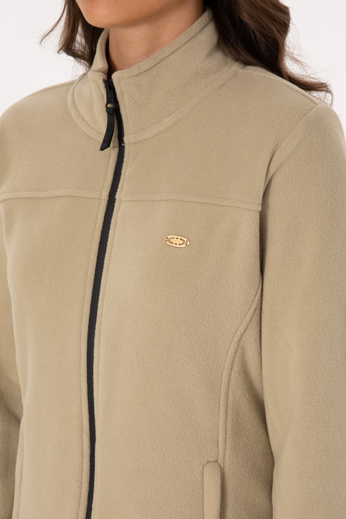 سوئیشرت پلار زنانه U.S. Polo Assn. خاکی روشن یقه ایستاده زیپدار مدل 50316729-VR183 سوئیشرت پلار زنانه U.S. Polo Assn. خاکی روشن یقه ایستاده زیپدار مدل 50316729-VR183