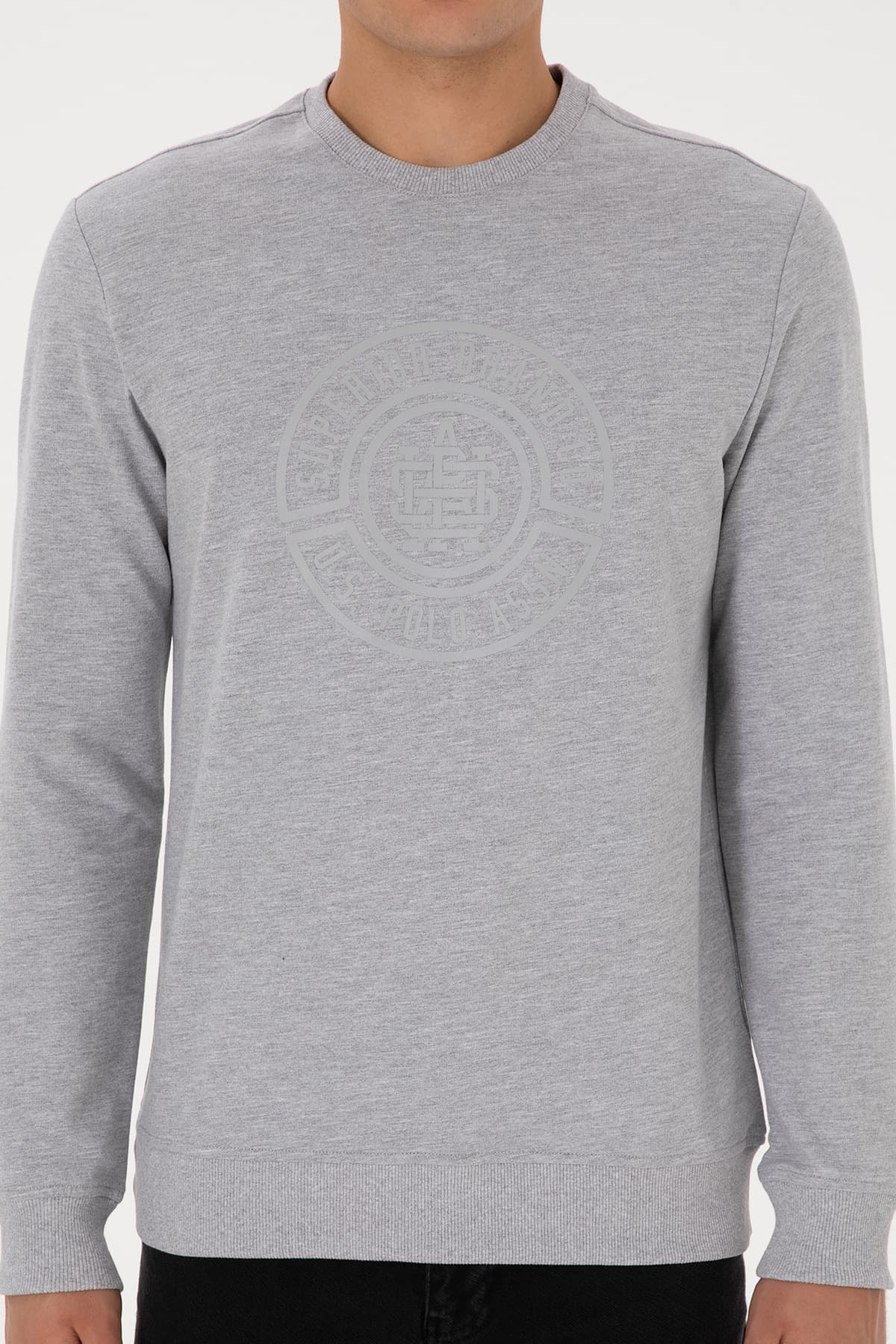 سوئیشرت مردانه U.S. Polo Assn. فیت معمولی یقه گرد خاکستری ملانژ نازک مدل 50324788-VR086 سوئیشرت مردانه U.S. Polo Assn. فیت معمولی یقه گرد خاکستری ملانژ نازک مدل 50324788-VR086