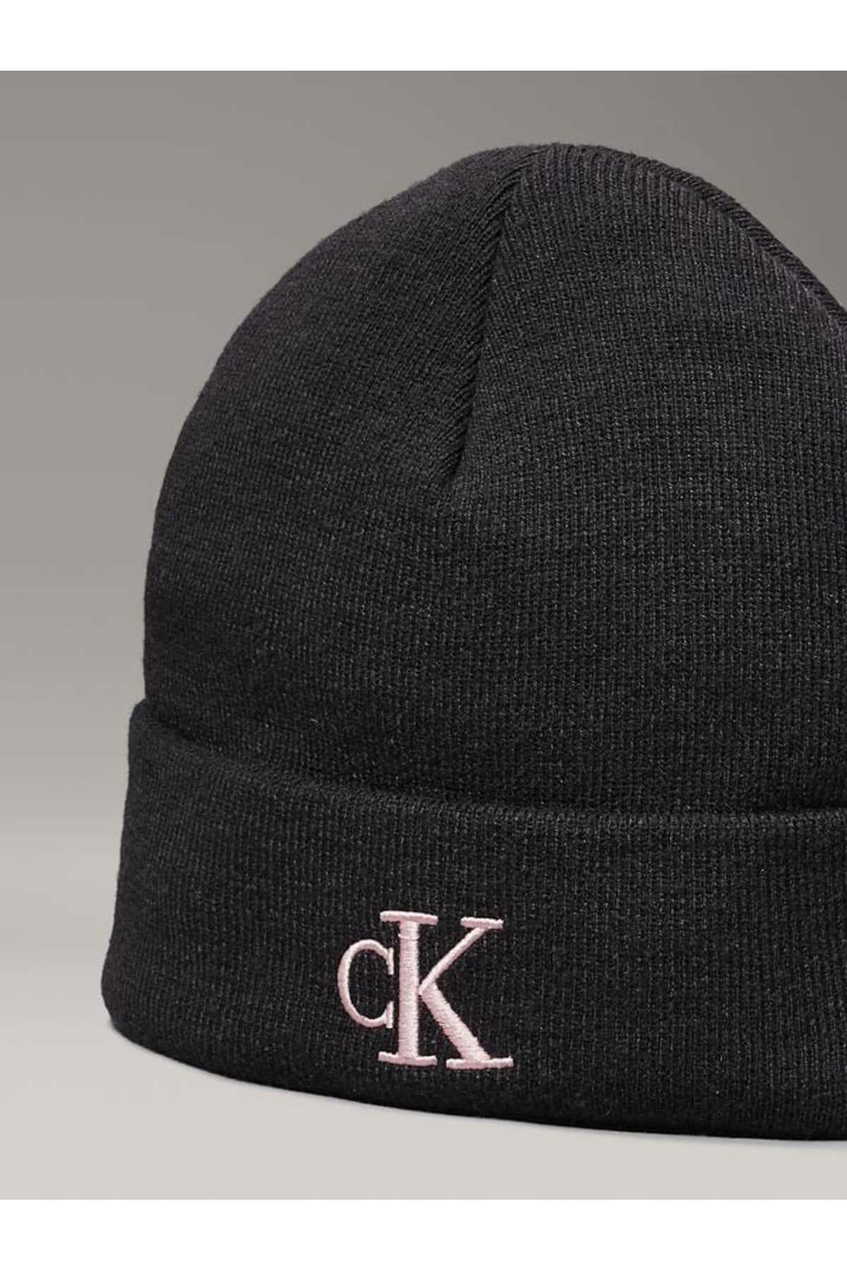 کلاه بافتنی زنانه Calvin Klein کلاه بافتنی زنانه Calvin Klein