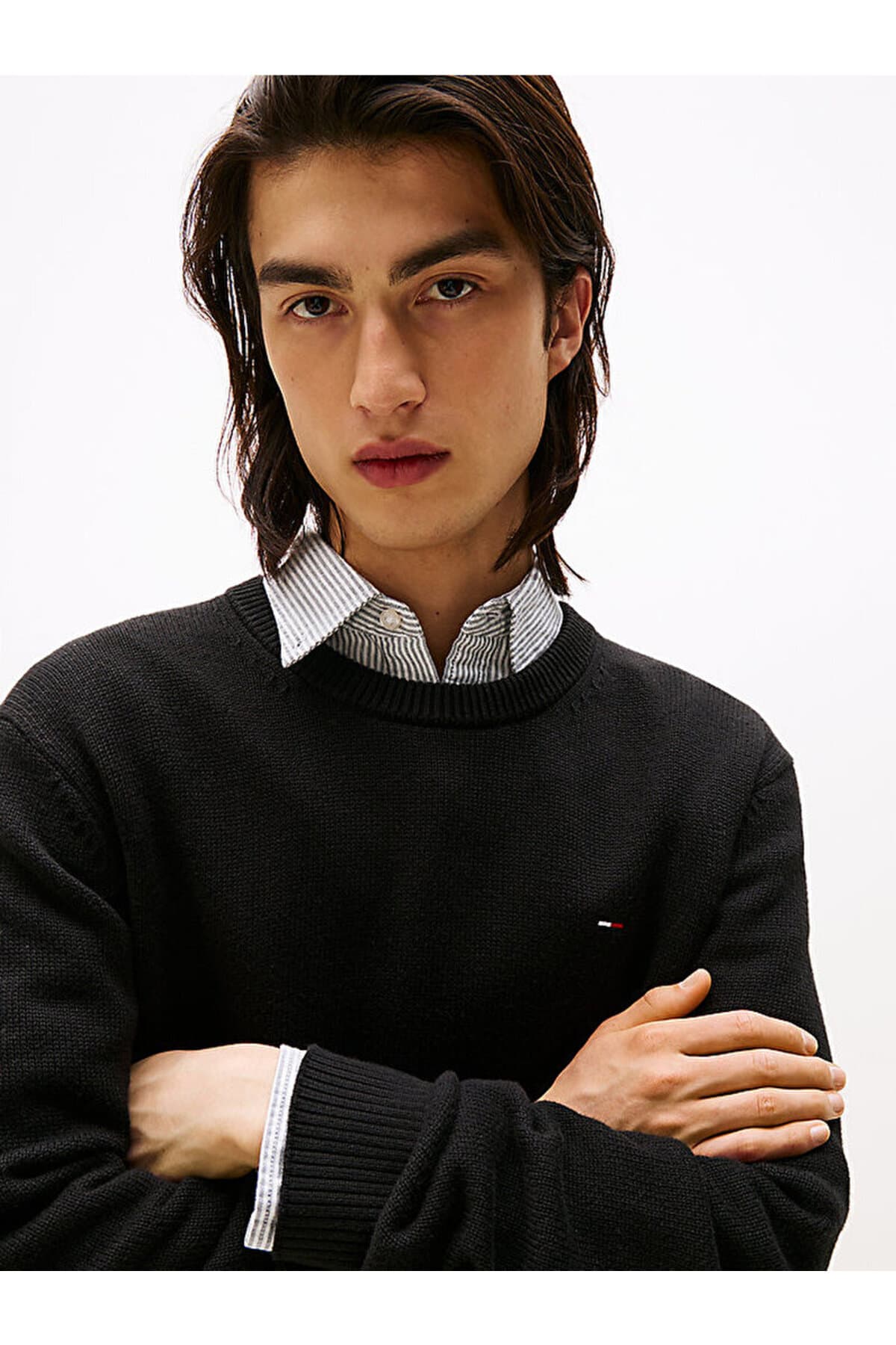 پلیور مردانه Tommy Hilfiger Tommy Jeans Essentials فیت اسلیم مشکی پلیور مردانه Tommy Hilfiger Tommy Jeans Essentials فیت اسلیم مشکی