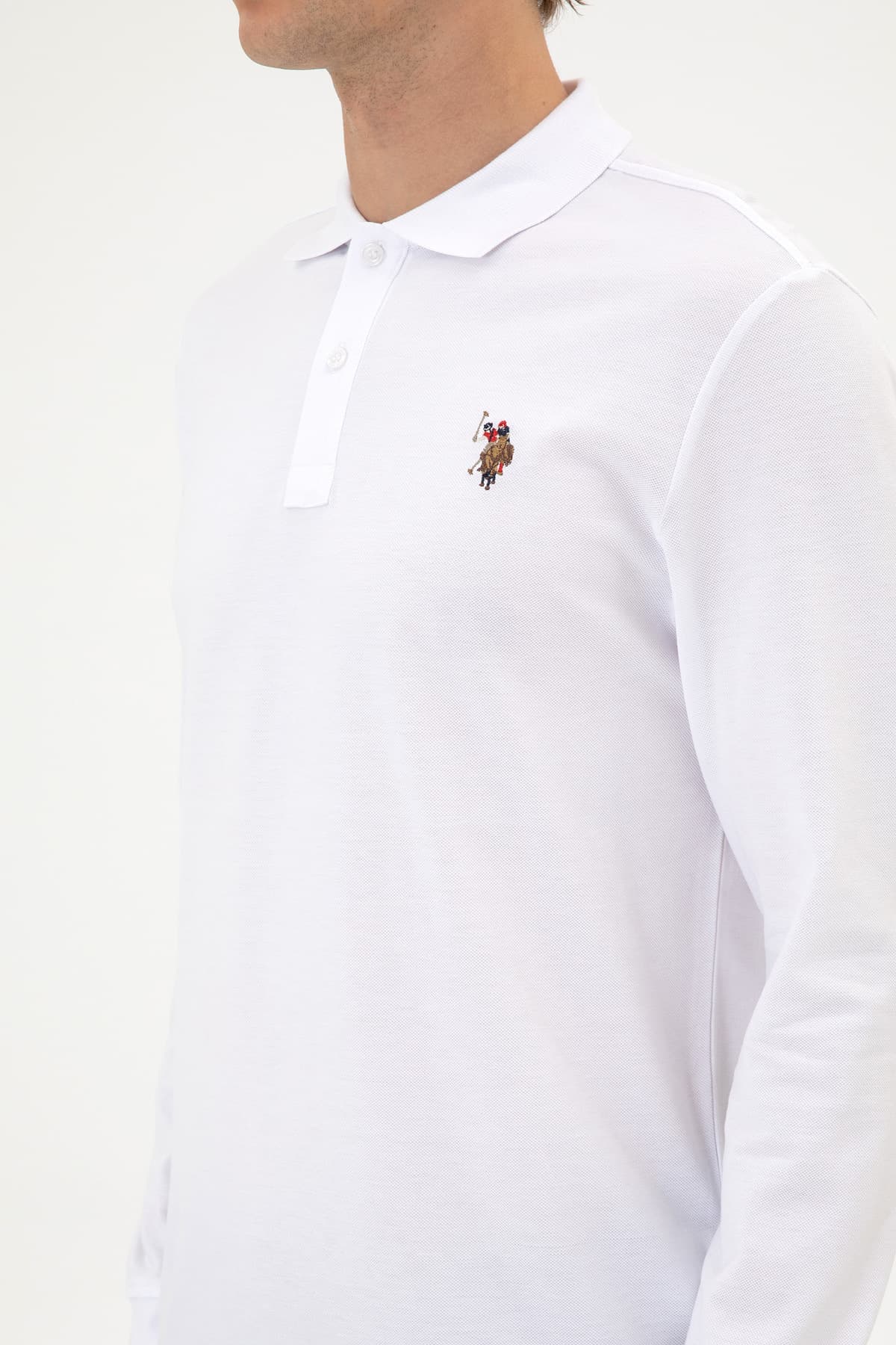 اسوئیت شرت مردانه U.S. Polo Assn. فیت معمولی یقه پولو سفید ساده مدل 50313772-VR013 اسوئیت شرت مردانه U.S. Polo Assn. فیت معمولی یقه پولو سفید ساده مدل 50313772-VR013