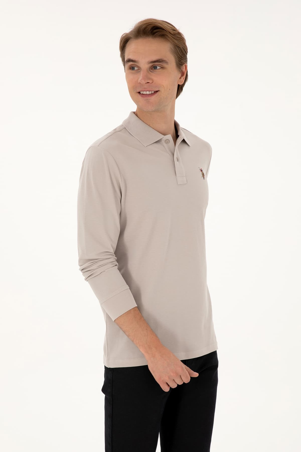 سوئیشرت مردانه U.S. Polo Assn. فیت معمولی یقه پولو رنگ سنگی ساده مدل 50313772-VR049 سوئیشرت مردانه U.S. Polo Assn. فیت معمولی یقه پولو رنگ سنگی ساده مدل 50313772-VR049