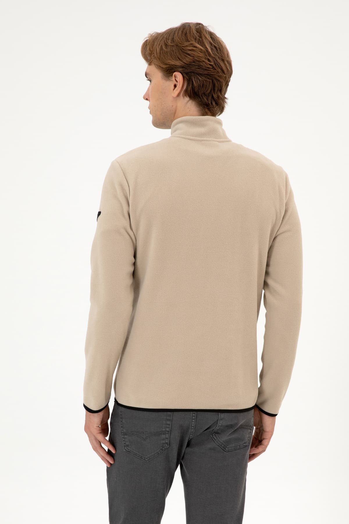 سوئیشرت مردانه U.S. Polo Assn. فیت معمولی بژ تیره نیم زیپ پولار مدل 50313777-VR088 سوئیشرت مردانه U.S. Polo Assn. فیت معمولی بژ تیره نیم زیپ پولار مدل 50313777-VR088