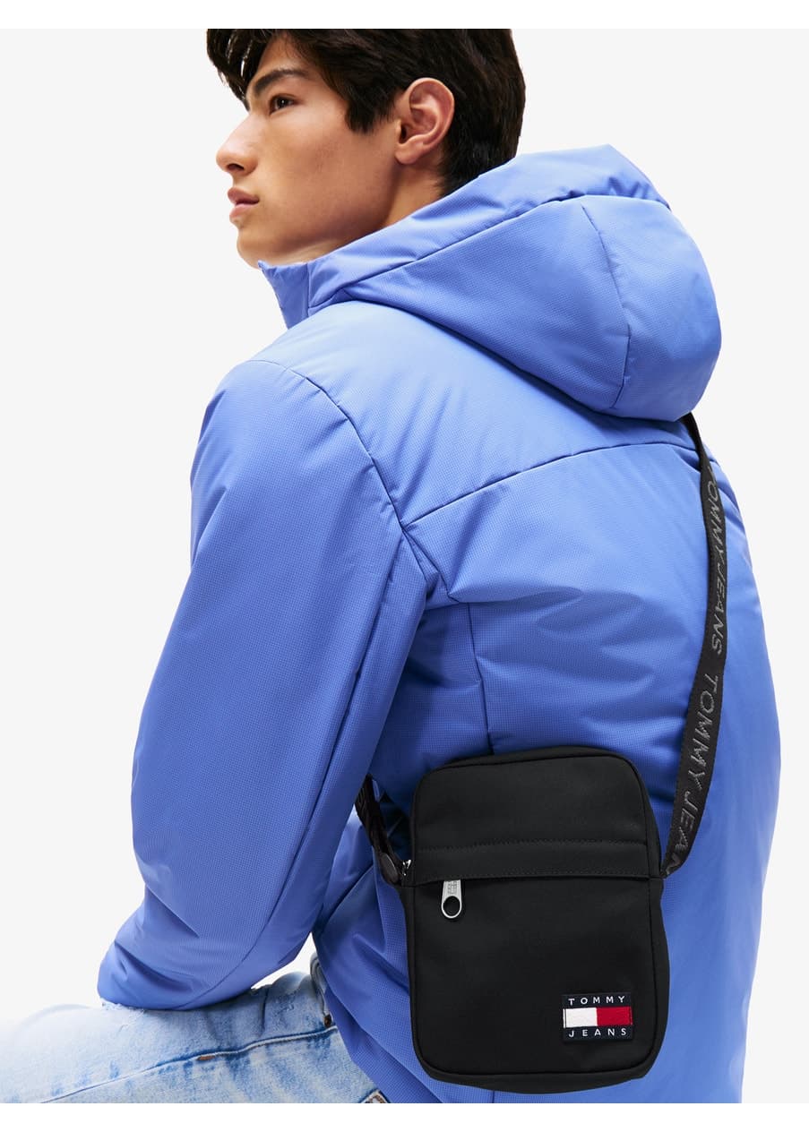 کیف کراسبدی مردانه Tommy Hilfiger Essential Daily مشکی کیف کراسبدی مردانه Tommy Hilfiger Essential Daily مشکی