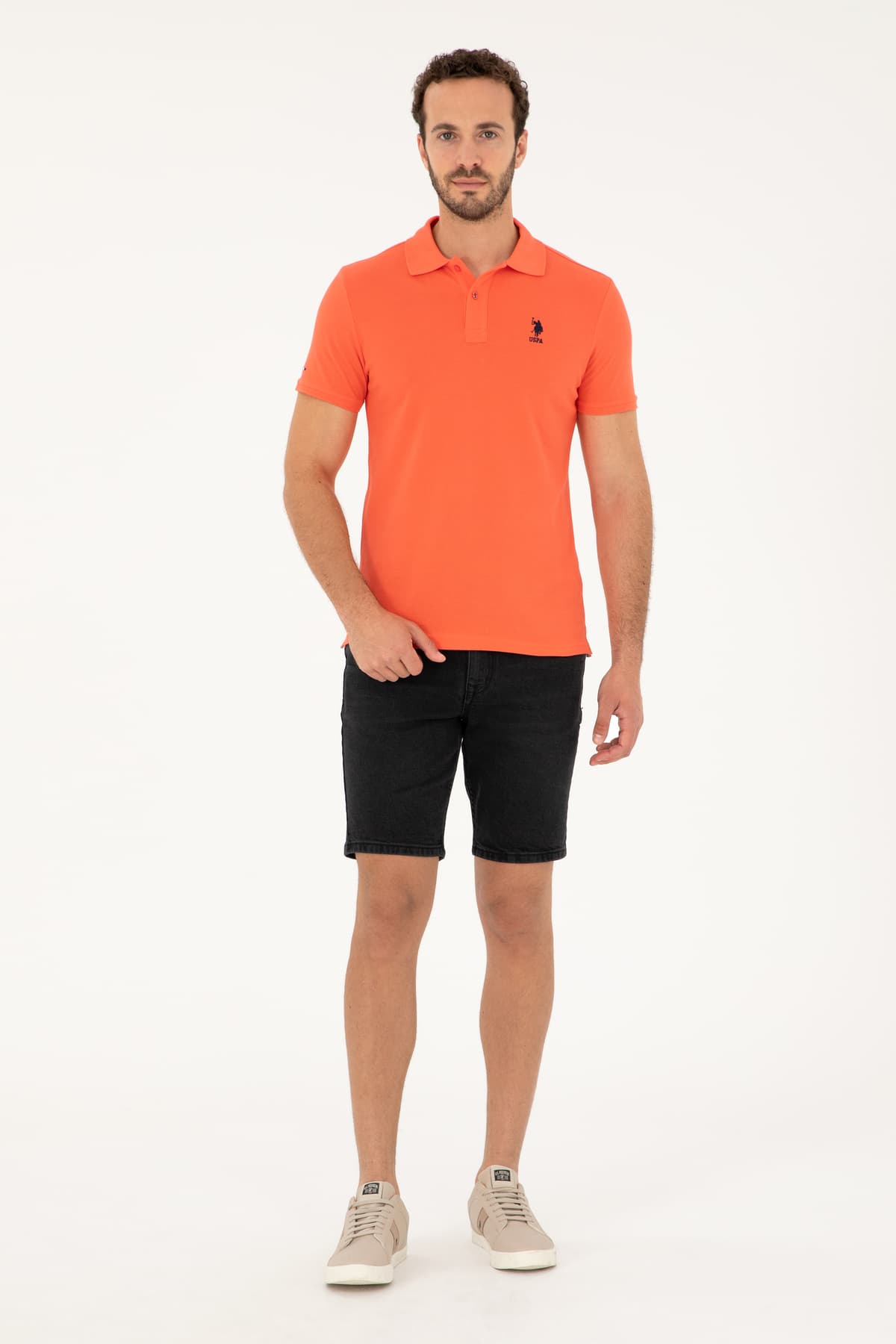 تیشرت مردانه U.S. Polo Assn. اسلیم فیت یقه پولو رنگ گل انار بیسیک مدل 50279613-VR039 تیشرت مردانه U.S. Polo Assn. اسلیم فیت یقه پولو رنگ گل انار بیسیک مدل 50279613-VR039