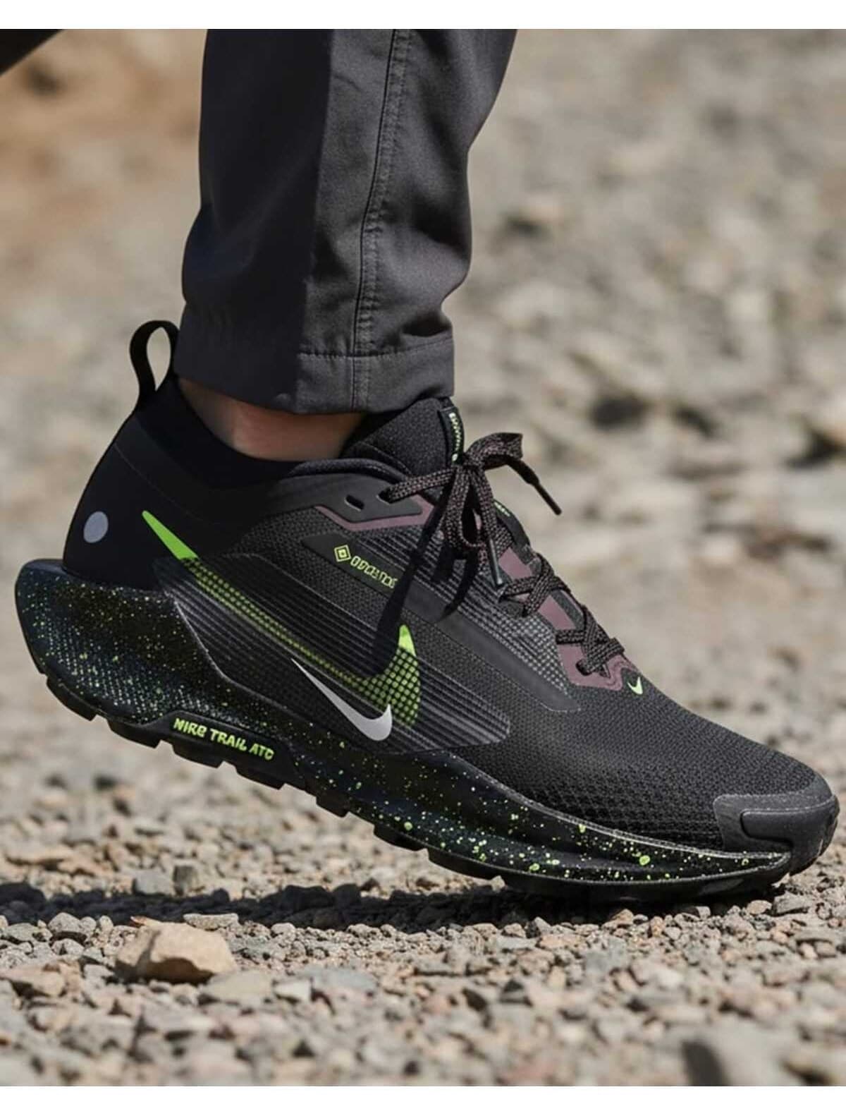 کفش دویدن مردانه Nike ضدآب GORE-TEX مدل Pegasus Trail 5 آبی کفش دویدن مردانه Nike ضدآب GORE-TEX مدل Pegasus Trail 5 آبی