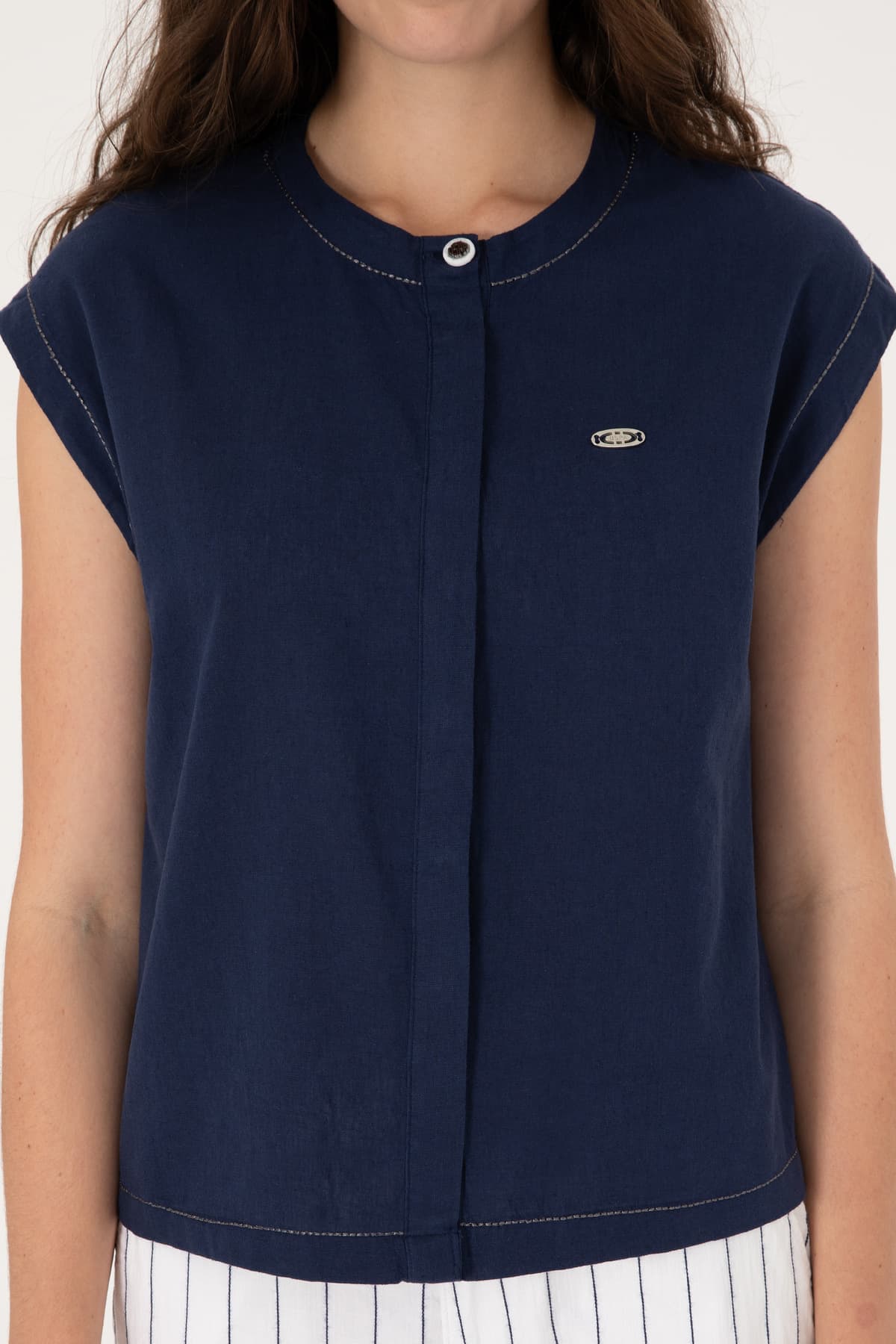 پیراهن زنانه U.S. Polo Assn. آستین کوتاه ترکیب کتان سرمهای مدل 50299436-VR033 پیراهن زنانه U.S. Polo Assn. آستین کوتاه ترکیب کتان سرمهای مدل 50299436-VR033