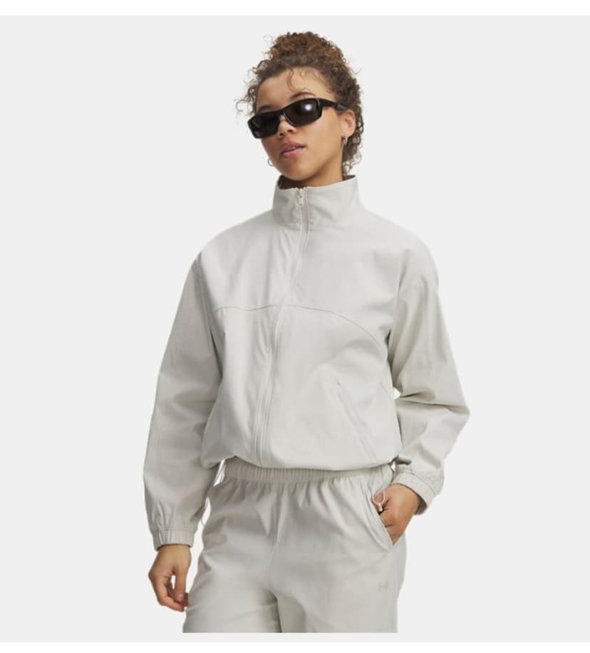 ژاکت زنانه Under Armour با زیپ UA Unstoppable Woven مدل 6010350-110 ژاکت زنانه Under Armour با زیپ UA Unstoppable Woven مدل 6010350-110