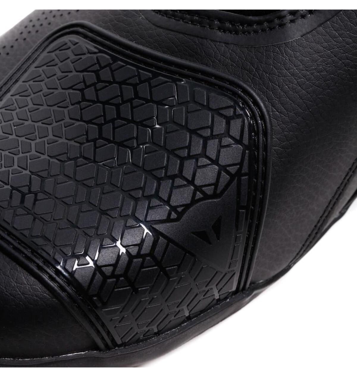 کفش چرمی Dainese مشکی آنتراسیت مدل Superya کفش چرمی Dainese مشکی آنتراسیت مدل Superya
