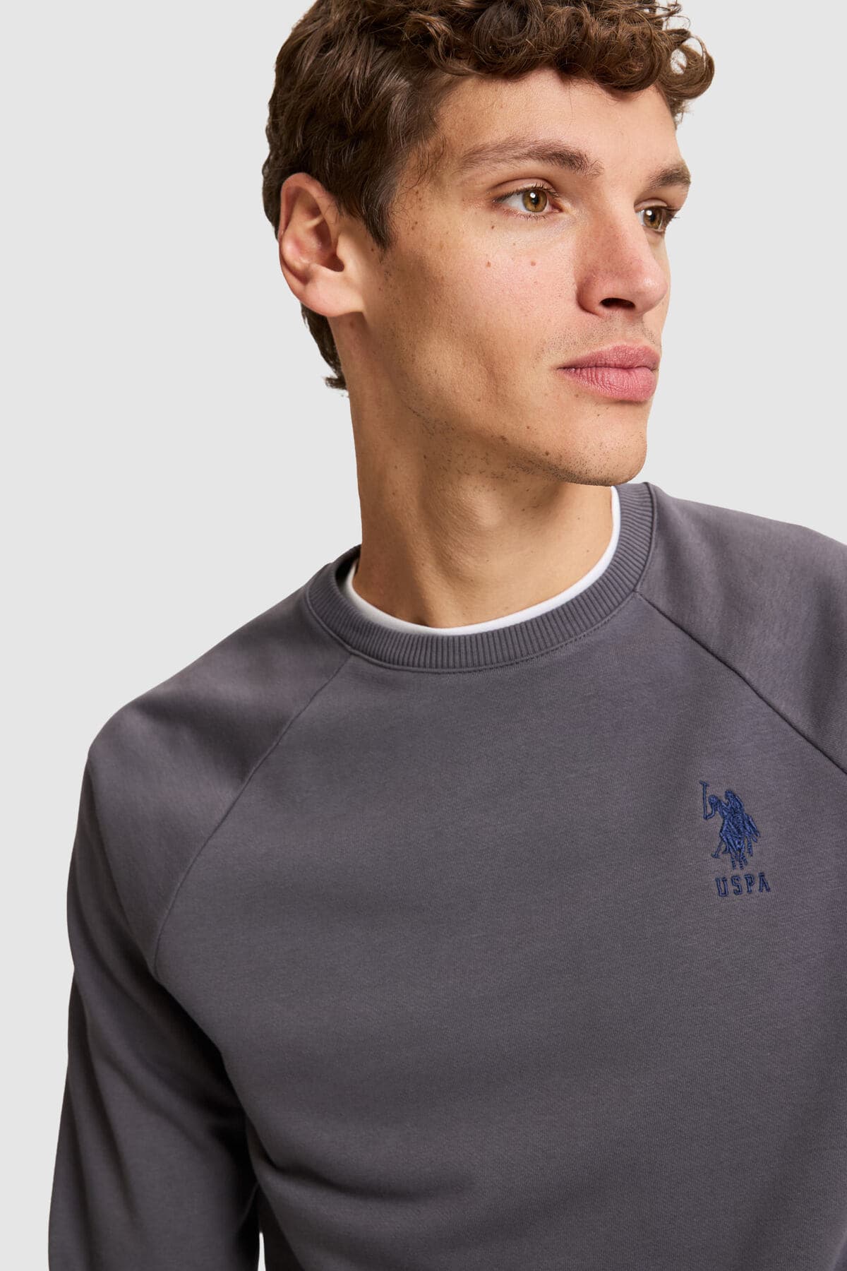 سوئیشرت مردانه U.S. Polo Assn. خاکستری ساده مدل 50329441-VR024 سوئیشرت مردانه U.S. Polo Assn. خاکستری ساده مدل 50329441-VR024