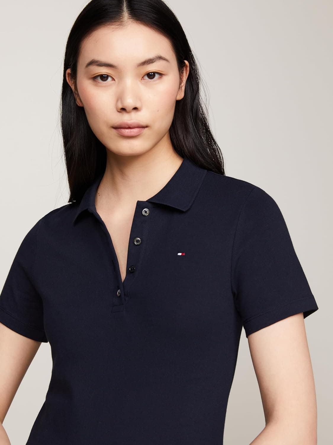 لباس زنانه Tommy Hilfiger پولو آستین کوتاه مدل 1985 Slim Pike لباس زنانه Tommy Hilfiger پولو آستین کوتاه مدل 1985 Slim Pike