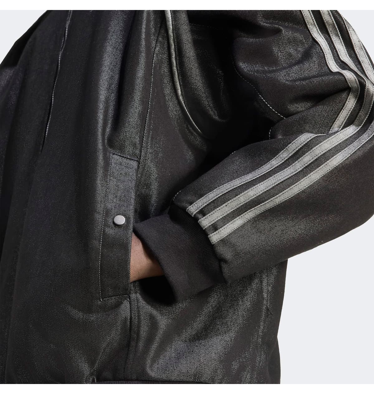 ژاکت مردانه adidas از جنس دنیم به رنگ مشکی ژاکت مردانه adidas از جنس دنیم به رنگ مشکی