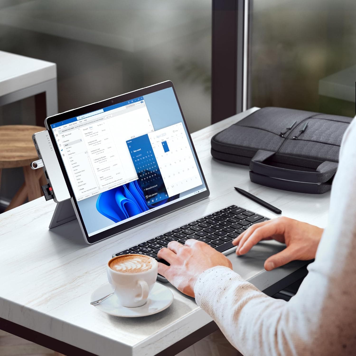 هاب SATECHI دوگانه USB-C 6-in-1 برای Surface Pro 11/10/9 هاب SATECHI دوگانه USB-C 6-in-1 برای Surface Pro 11/10/9