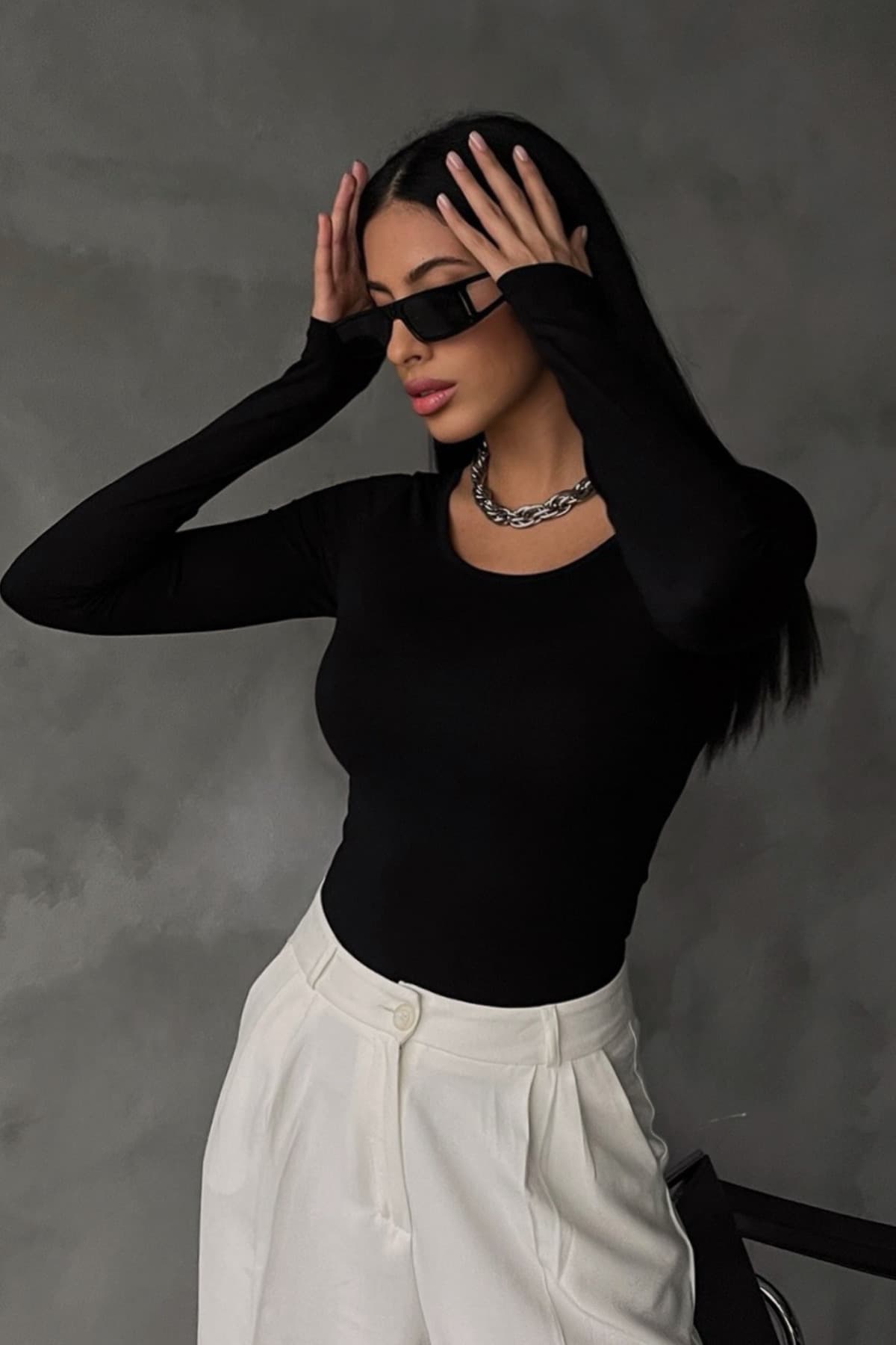 بلوز زنانه Bipantolon مشکی یقه پرنسسی بلوز زنانه Bipantolon مشکی یقه پرنسسی