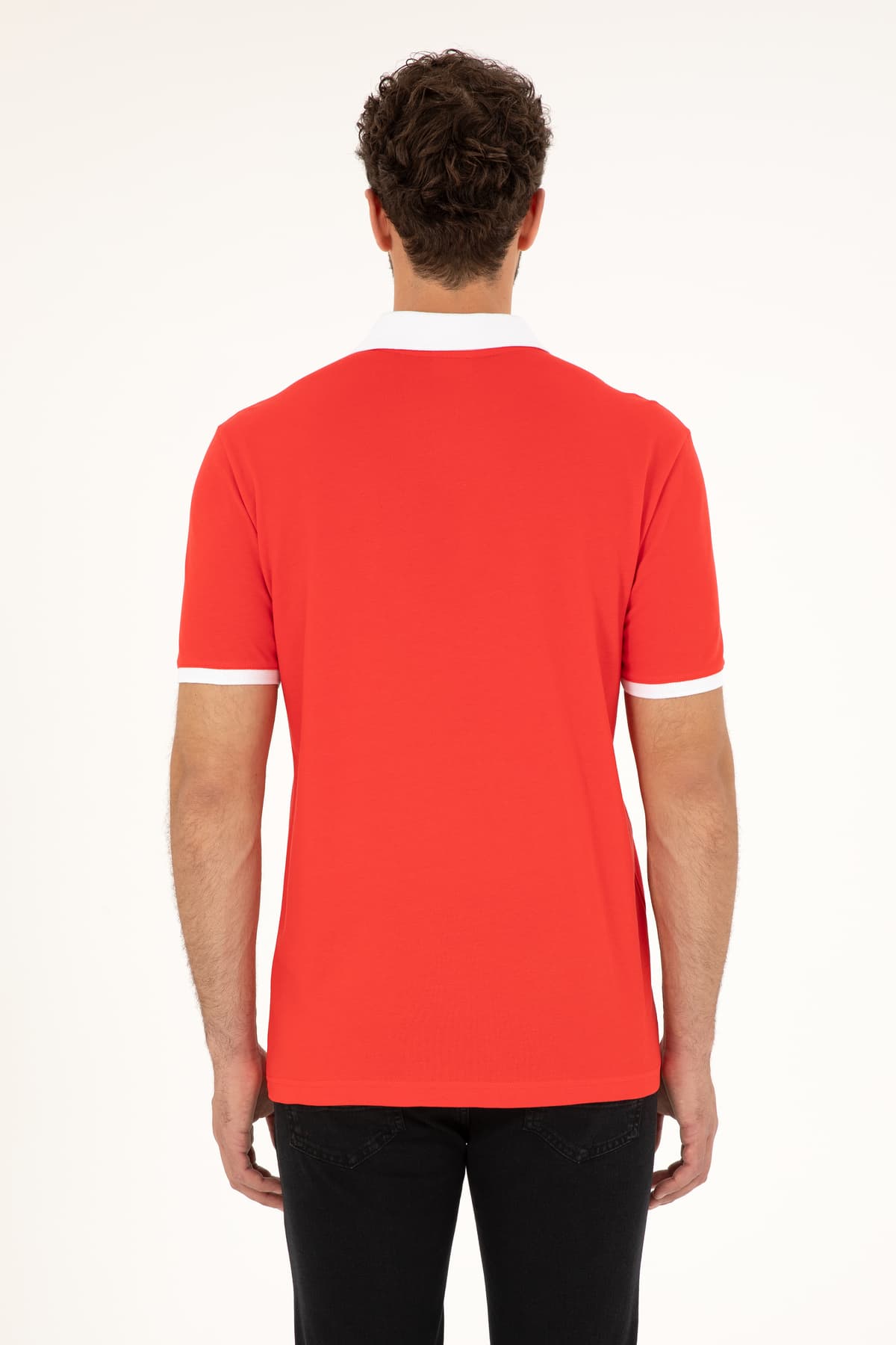 تیشرت مردانه U.S. Polo Assn. فیت معمولی یقه پولو قرمز مدل 50281945-VR030 تیشرت مردانه U.S. Polo Assn. فیت معمولی یقه پولو قرمز مدل 50281945-VR030
