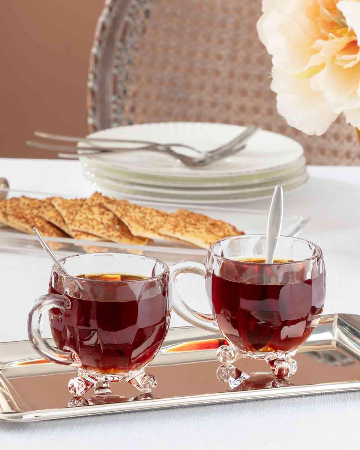 ست فنجان چای Madame Coco ۴ عددی Priour ست فنجان چای Madame Coco ۴ عددی Priour