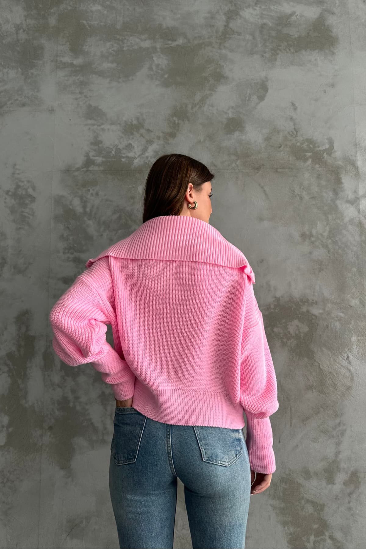 کاردیگان بافتنی زنانه macharel jeans صورتی یقه برگردان زیپدار کاردیگان بافتنی زنانه macharel jeans صورتی یقه برگردان زیپدار