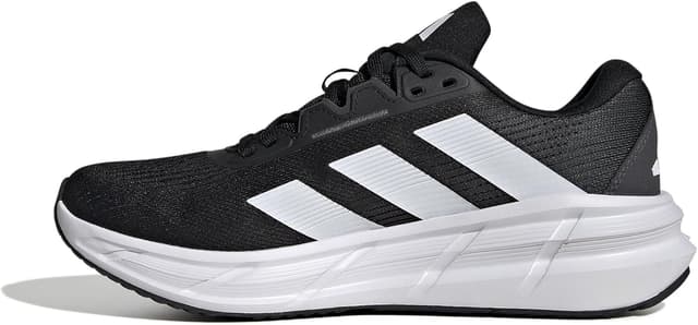 کفش زنانه adidas مدل QUESTAR 3 W با کف کم غیرفوتبالی کفش زنانه adidas مدل QUESTAR 3 W با کف کم غیرفوتبالی