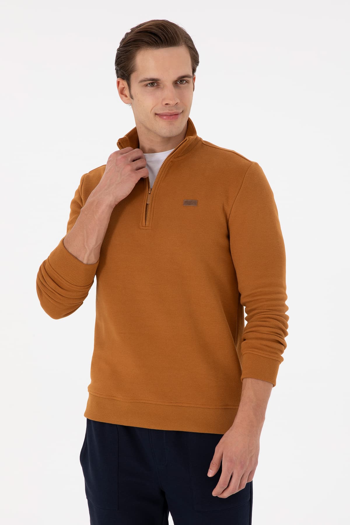 سویشرت مردانه U.S. Polo Assn. ساده نارگیلی مدل 50298243-VR153 سویشرت مردانه U.S. Polo Assn. ساده نارگیلی مدل 50298243-VR153