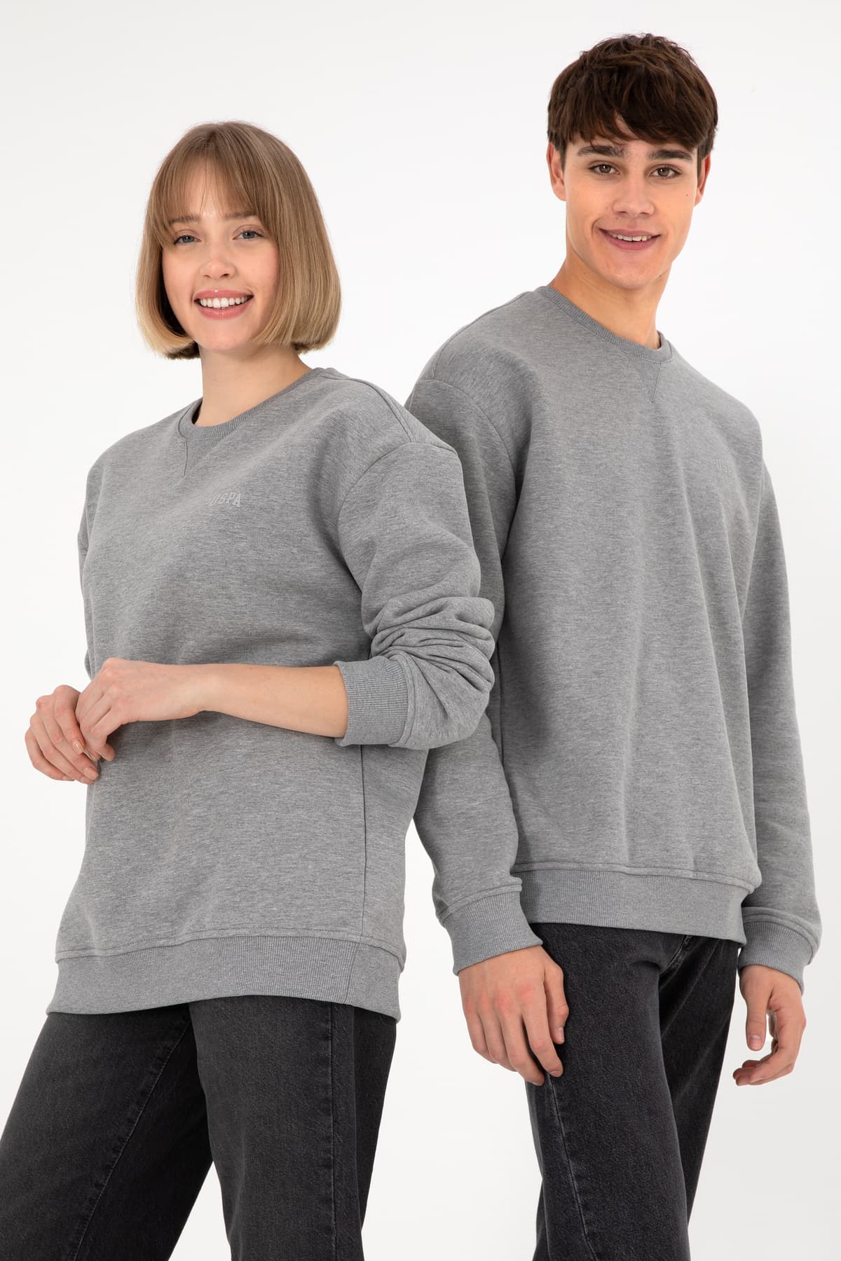 سویشرت مردانه یقهگرد U.S. Polo Assn. طوسی ملانژ ساده داخل کرکدار مدل 50295148-VR086 سویشرت مردانه یقهگرد U.S. Polo Assn. طوسی ملانژ ساده داخل کرکدار مدل 50295148-VR086