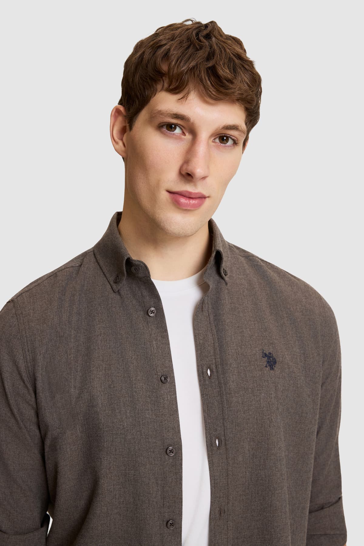 پیراهن مردانه U.S. Polo Assn. آستین بلند قهوهای ساده مدل 50332397-VR029 پیراهن مردانه U.S. Polo Assn. آستین بلند قهوهای ساده مدل 50332397-VR029