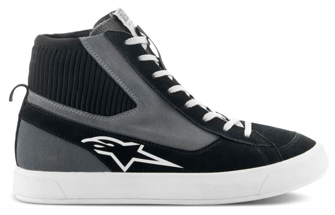 بوت موتورسواری محافظدار Alpinestars مدل Stated مشکی طوسی سفید بوت موتورسواری محافظدار Alpinestars مدل Stated مشکی طوسی سفید