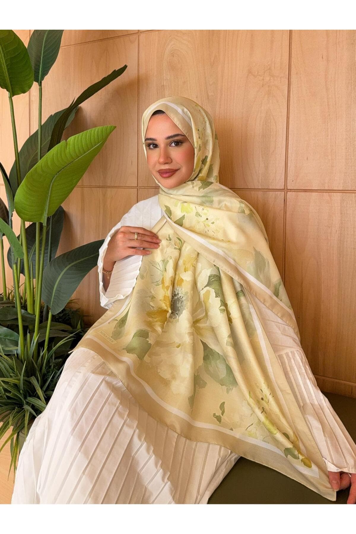 شال Mira İpek نخی نرم طرحدار سری Cesur مدل ps173 شال Mira İpek نخی نرم طرحدار سری Cesur مدل ps173
